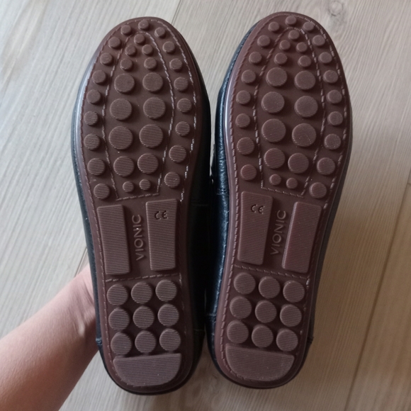 Vionic Virginia Loafers - Picture 7 of 7